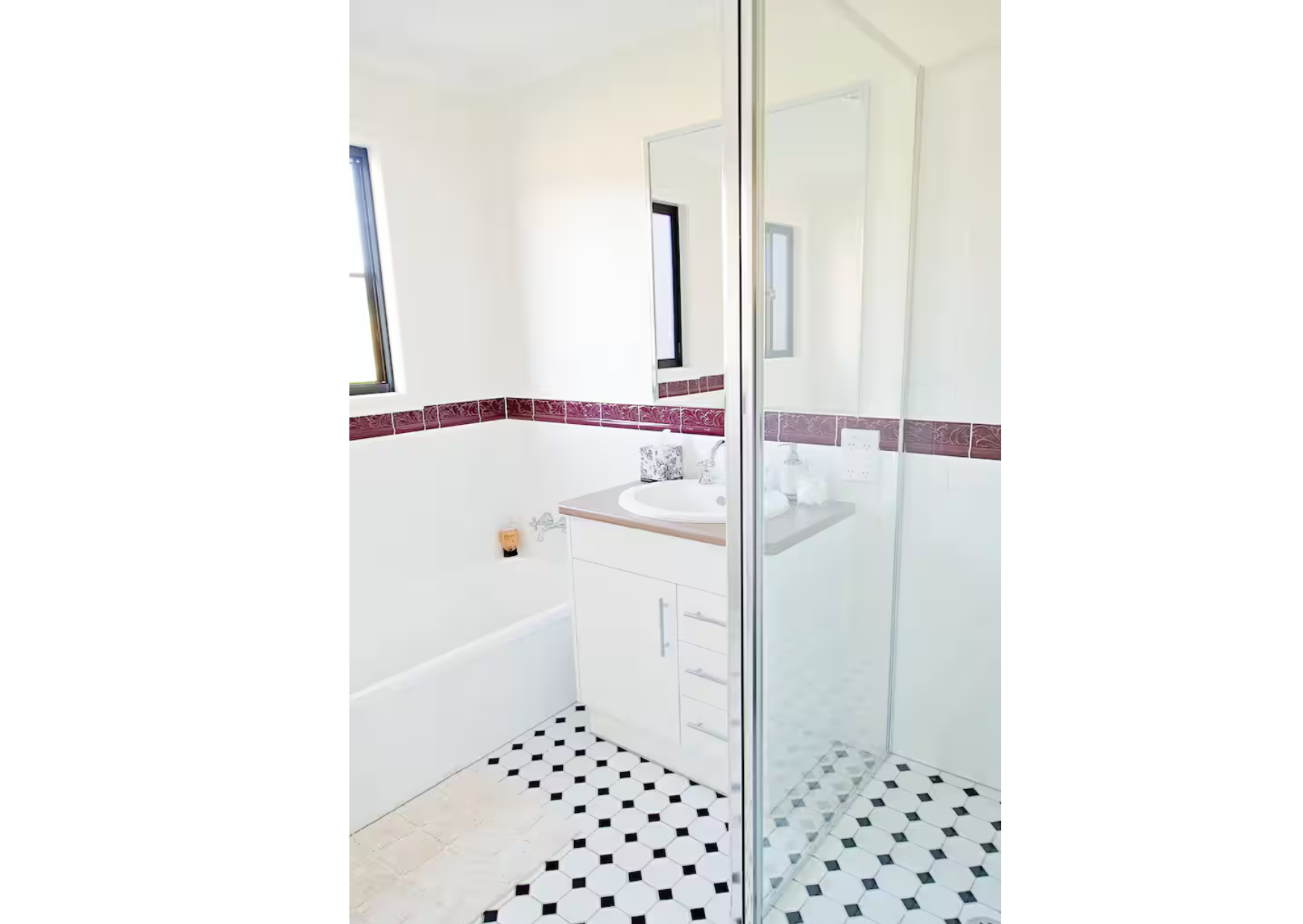 Country Homestead Retreats Images